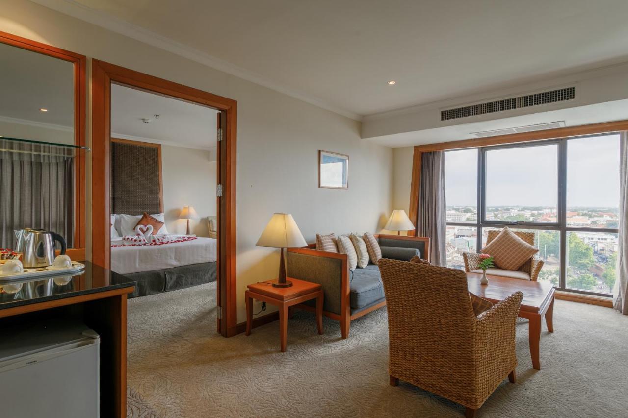 Amora Thapae Hotel Chiang Mai Zewnętrze zdjęcie